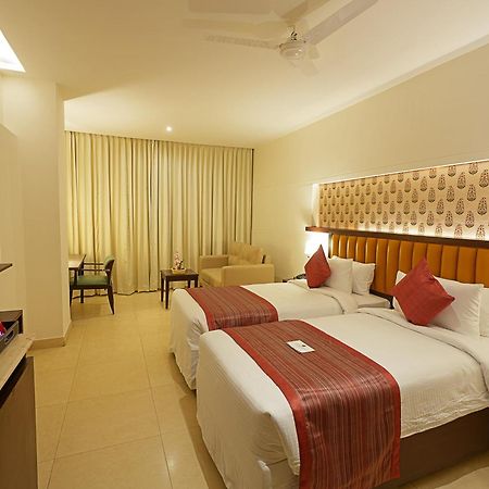 Grand Continent Secunderabad A Sarovar Portico Affiliate Hotel Екстер'єр фото
